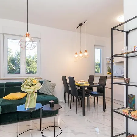 Three Waves Apartment New Pula Exterior photo