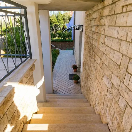 Three Waves Apartment New Pula Exterior photo